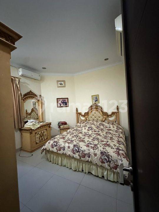 Rumah di Jual di River Town Grand Wisata